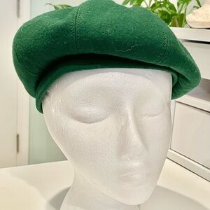 Classic Green Beret Hat